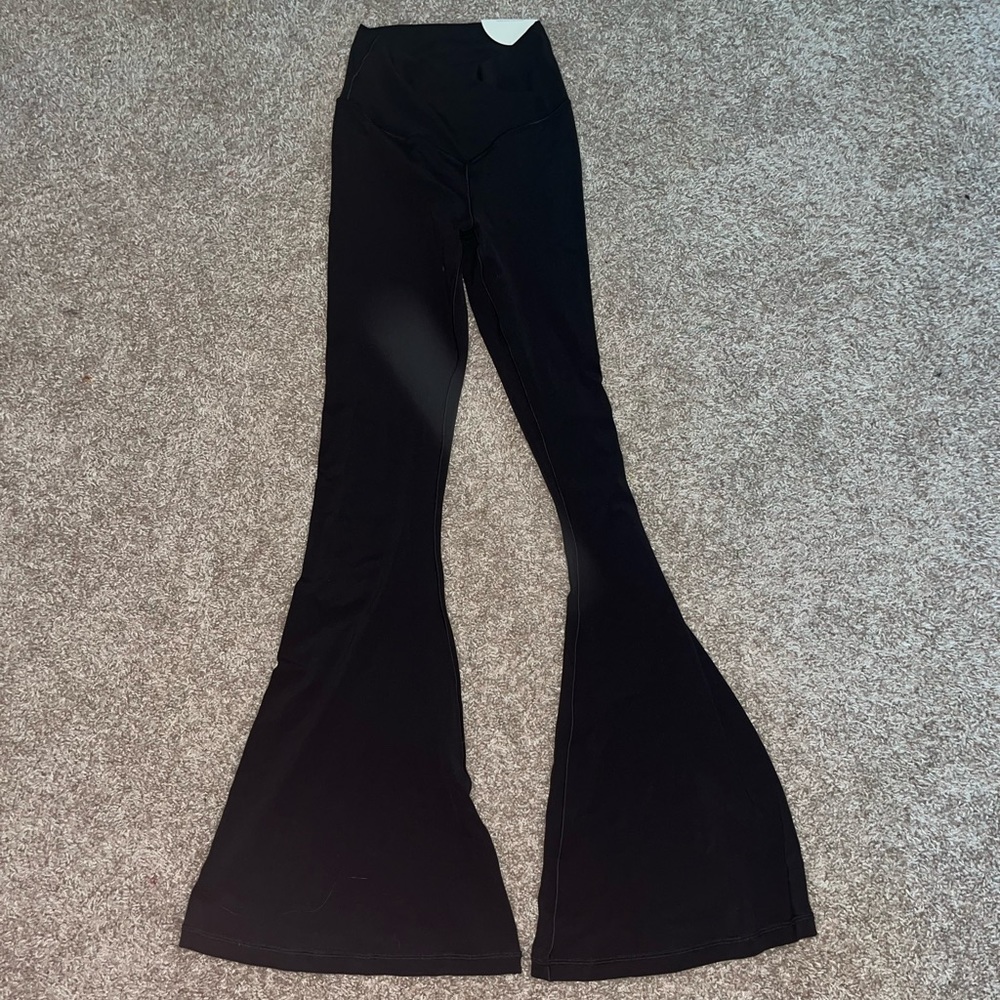 COPY - Aerie Crossover Flare Leggings
